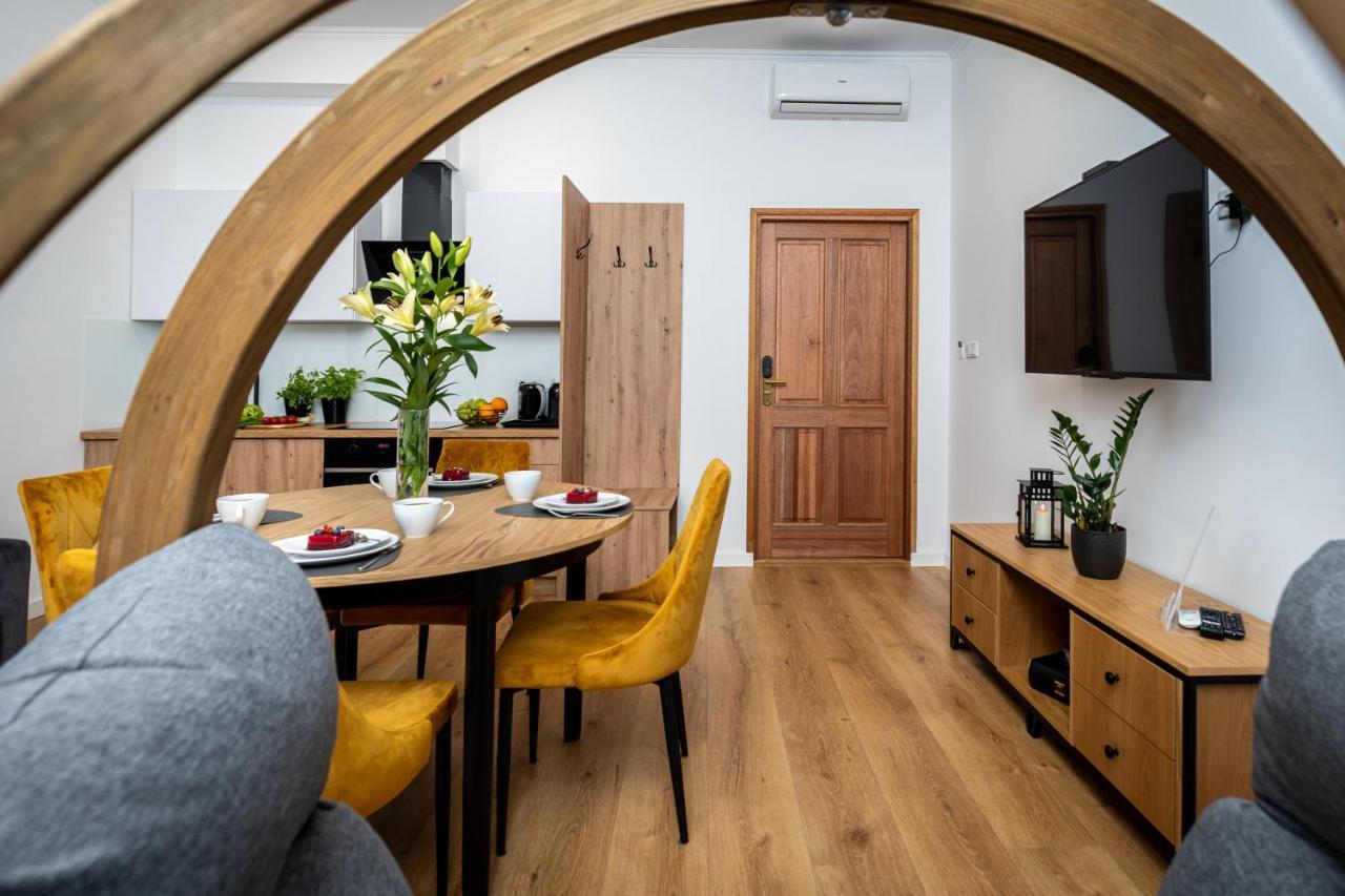 Beautiful Cracow Apartments By Cozyplace Kraków Eksteriør billede