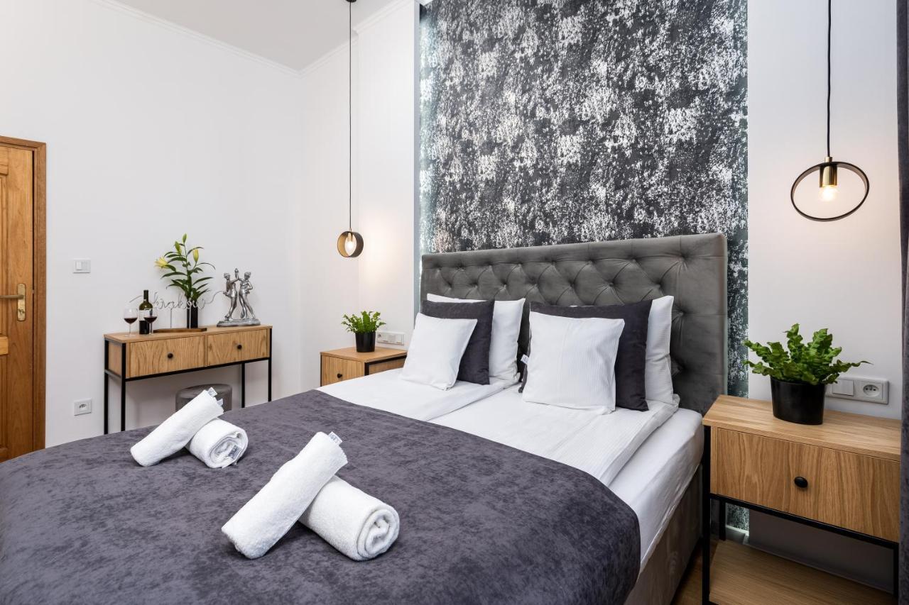 Beautiful Cracow Apartments By Cozyplace Kraków Eksteriør billede
